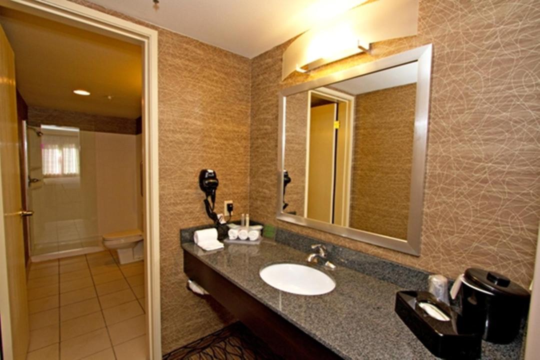 Photo of Bathroom in Port Hueneme