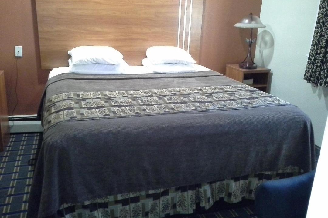 Photo of Bedroom in Tonawanda