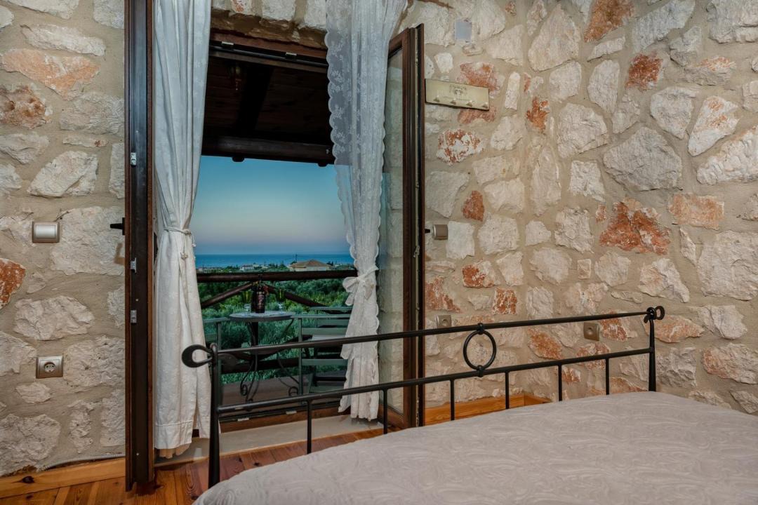 Photo of Bedroom in Psarou