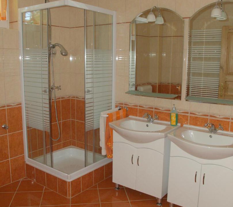Photo of Bathroom in Kehidakustany
