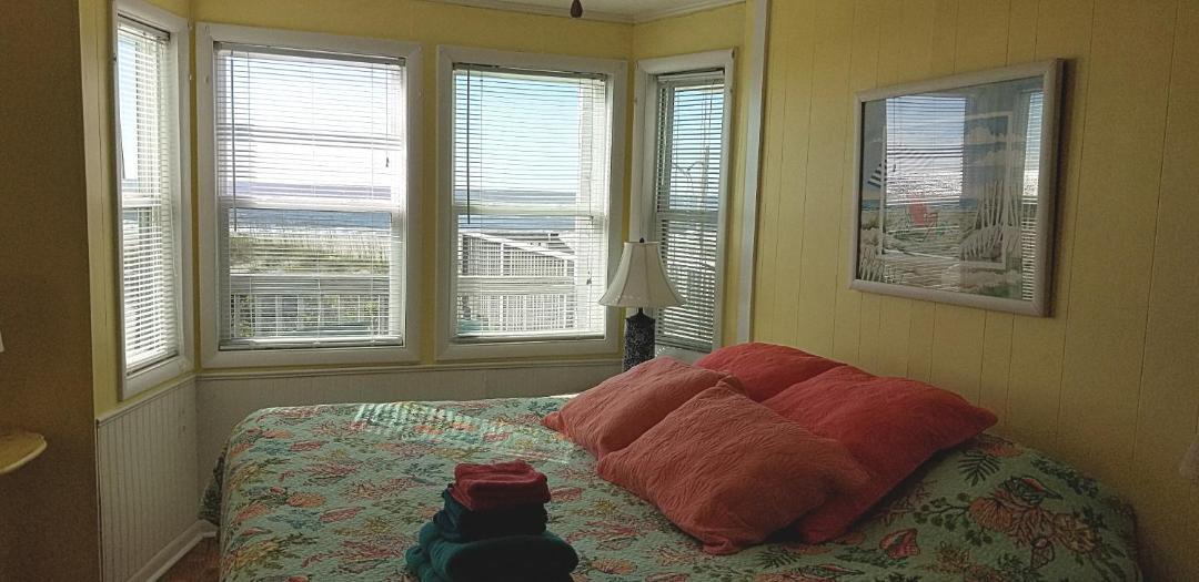 Photo of Bedroom in Caswell Beach