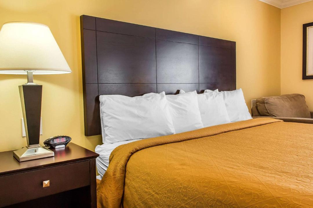 Photo of Bedroom in Mcafee