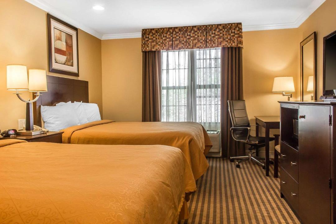 Photo of Bedroom in Mcafee