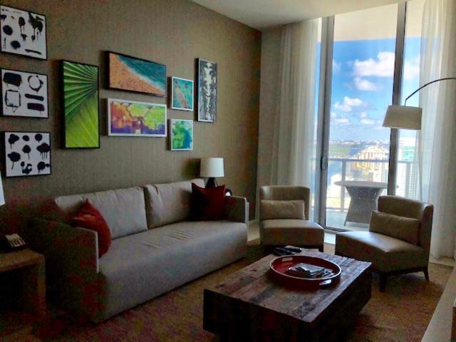 Photo of Livingroom in Hollywood South Central Beach
