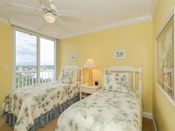 Photo of Bedroom in Park Shore