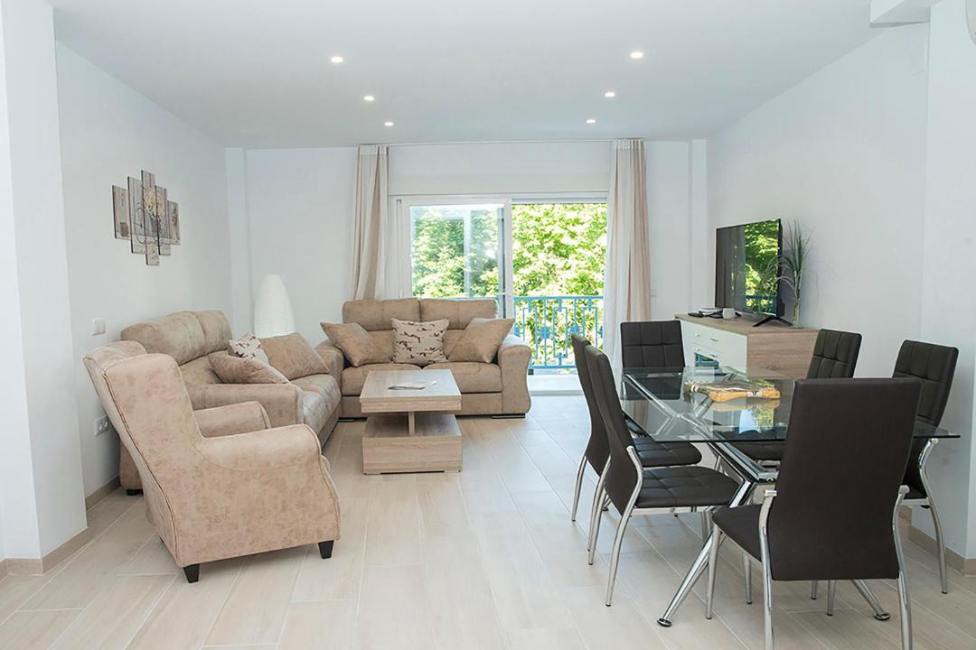 Photo of Livingroom in La Trinidad-San Juan y Todos los Santos