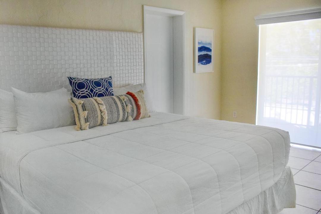 Photo of Bedroom in Key Biscayne