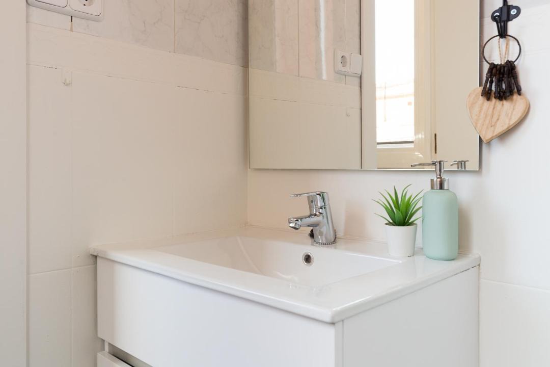 Photo of Bathroom in El Poble-sec