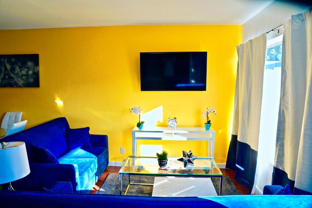 Photo of Livingroom in Larchmont