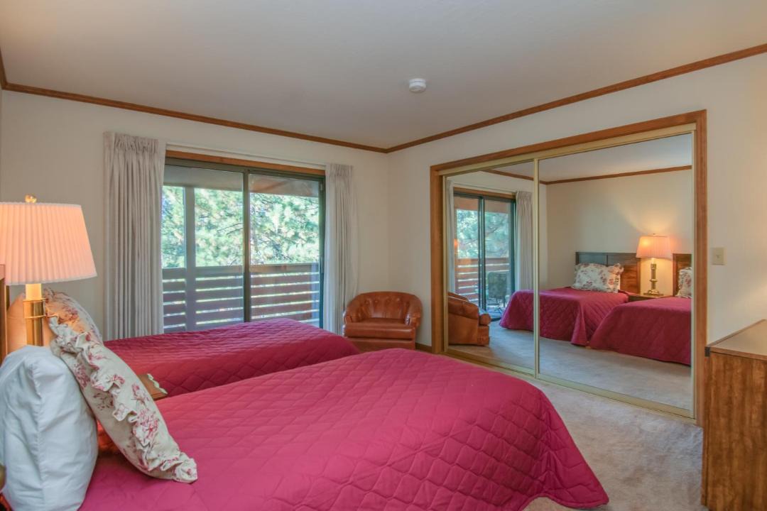 Photo of Bedroom in Skyland