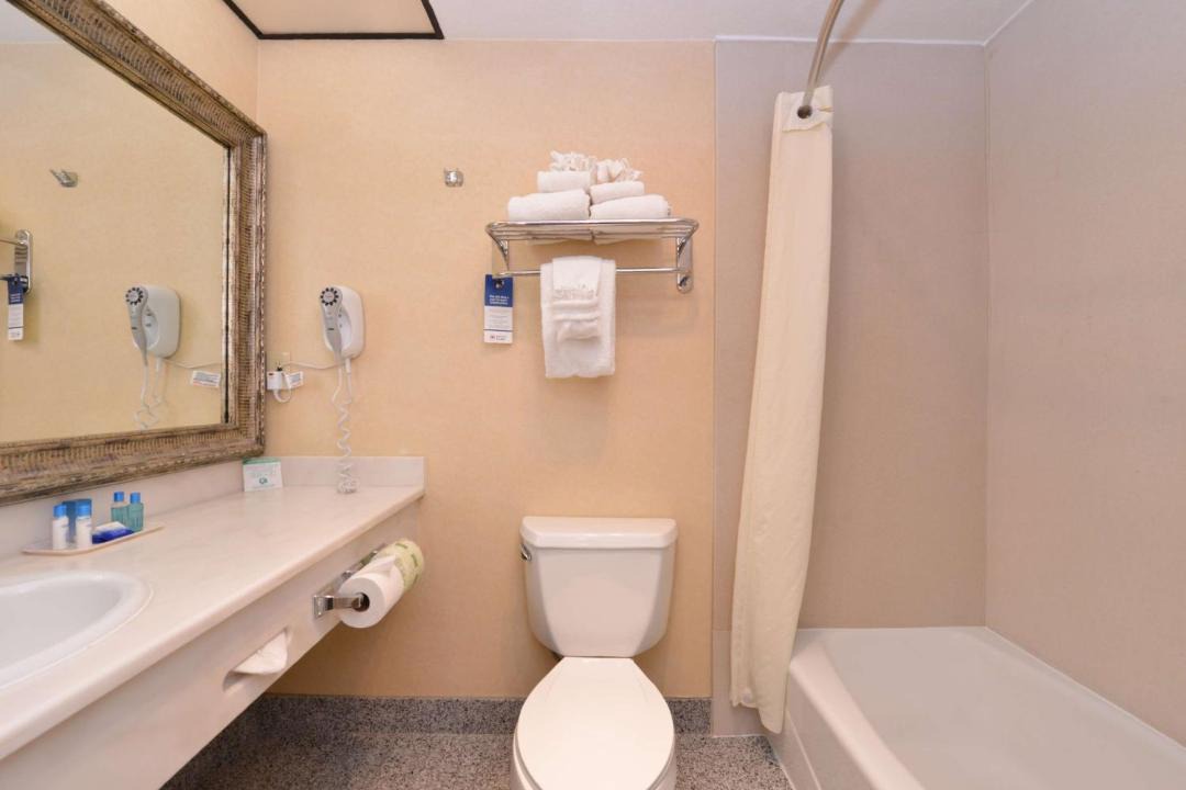 Photo of Bathroom in Inglewood