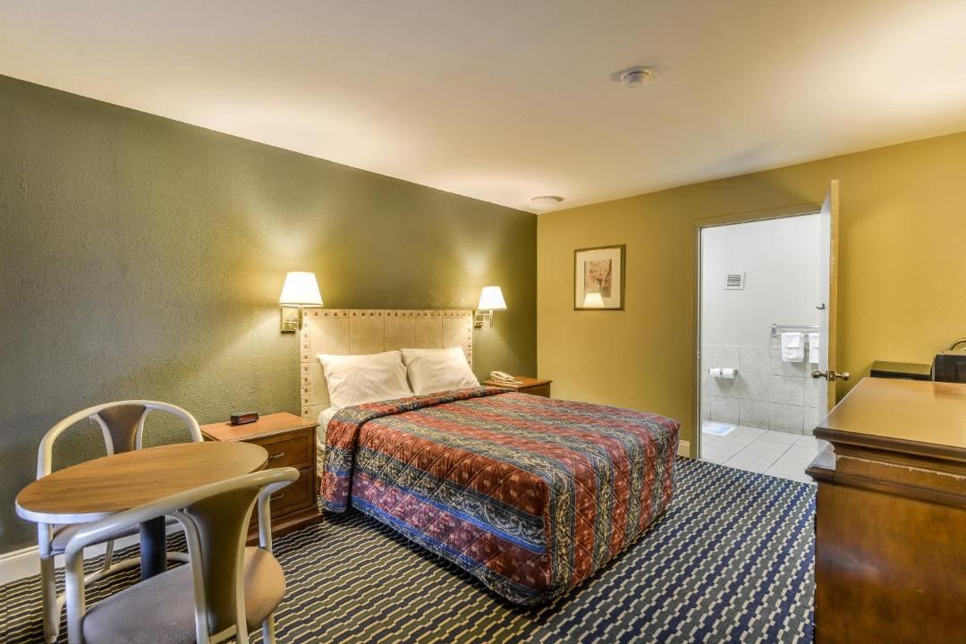 Photo of Bedroom in East Raleigh