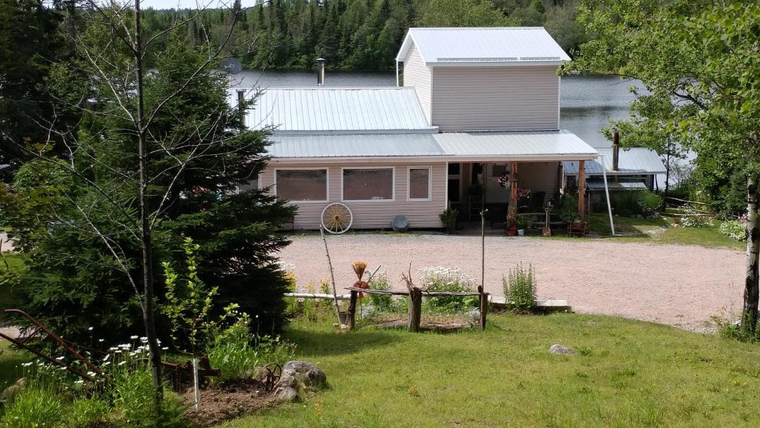 Photo of Others in Saint-Felix-d'Otis