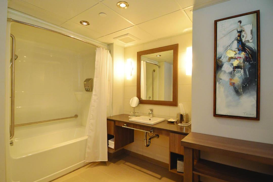 Photo of Bathroom in Riviere-du-Loup Regional County Municipality