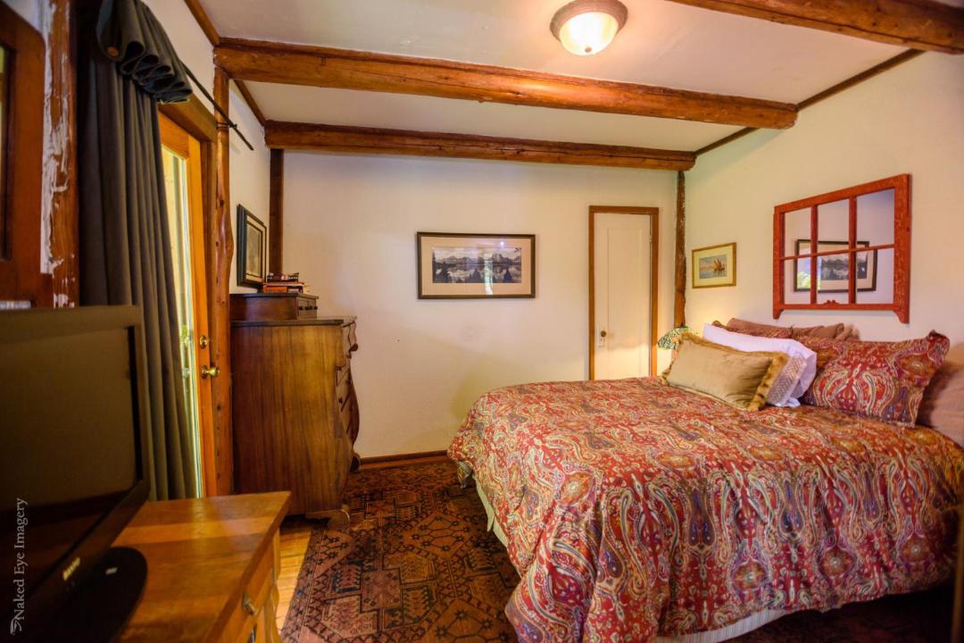 Photo of Bedroom in Little River