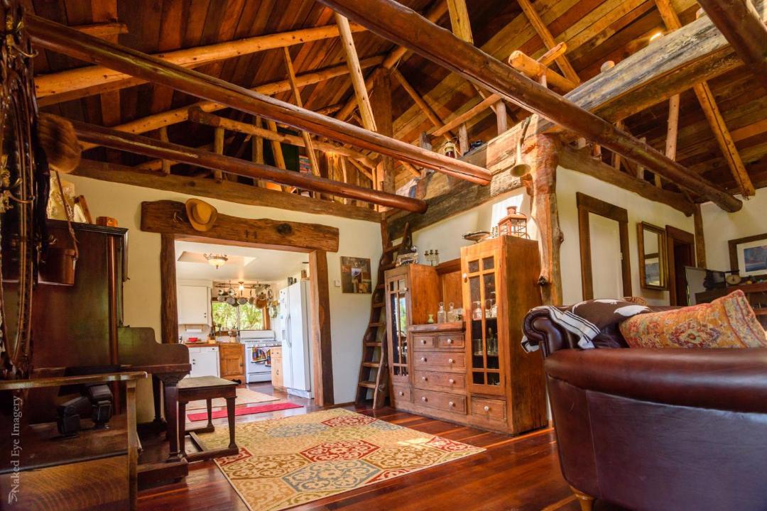 Photo of Livingroom in Little River