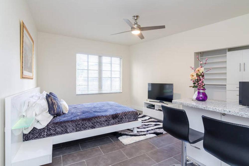 Photo of Bedroom in Flamingo/Lummus