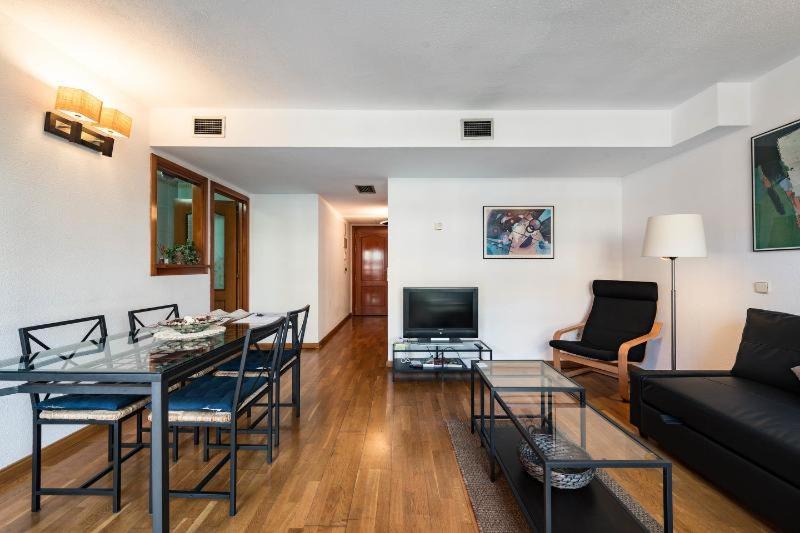 Photo of Livingroom in Golden Triangle of Art