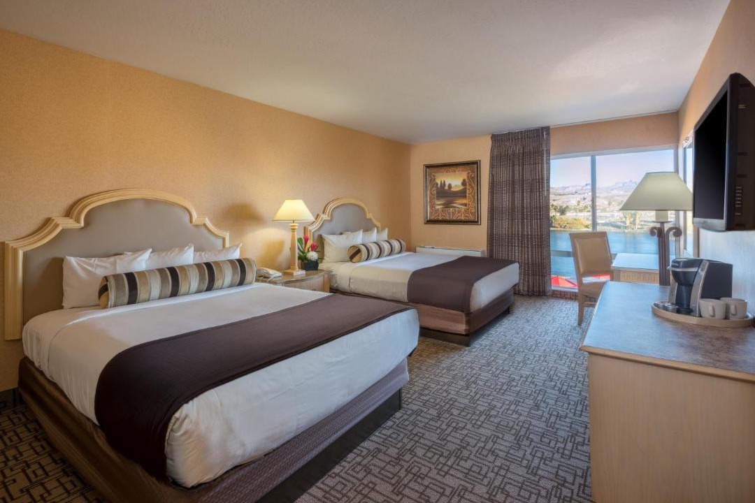 Photo of Others in Laughlin