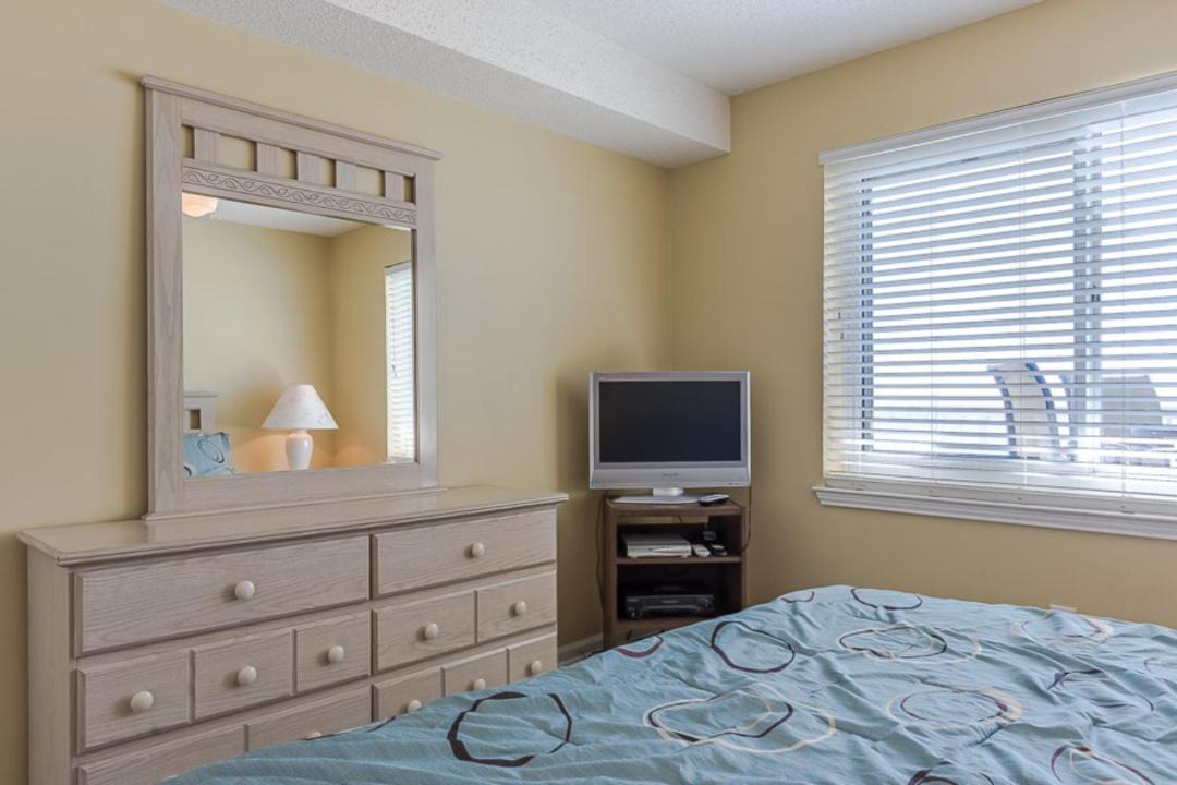 Photo of Bedroom in Orange Beach