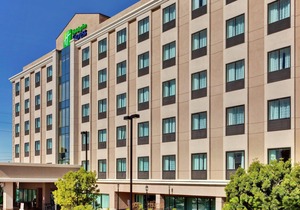 Holiday Inn Express Los Angeles LAX Airport