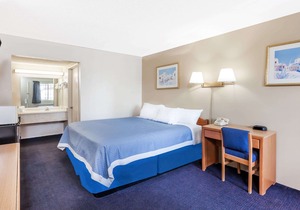 Days Inn by Wyndham Barstow