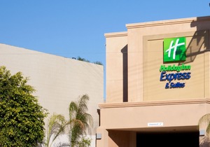 Holiday Inn Express Hotel & Suites Woodland Hills, an Ihg Hotel
