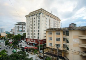 DMZ Hotel