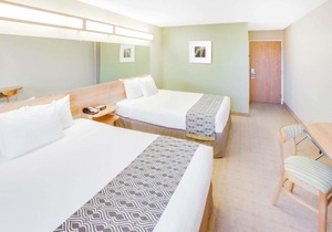 Microtel Inn & Suites by Wyndham Saraland