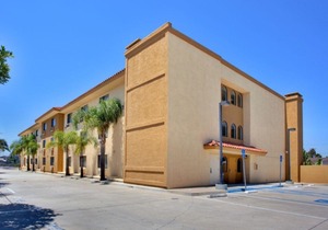 Holiday Inn Express Costa Mesa, an Ihg Hotel