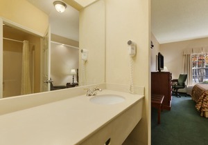 Baymont by Wyndham Henderson Oxford