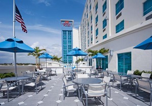 Crowne Plaza Hotel & Resorts Fort Lauderdale Airport/ Cruise