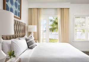 Parrot Key Hotel & Villas
