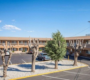 Econo Lodge Route 