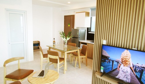 Luxury Apartment, 2 Bedrooms, Kitchenette, Beach View