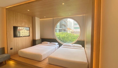 Deluxe Quadruple Room, Non Smoking