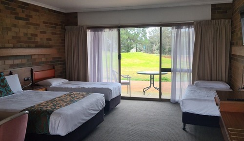 Economy Queen Room