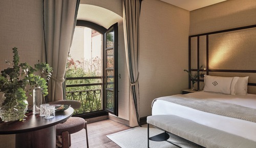 Deluxe Room, Garden View