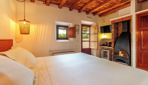 Deluxe Double Room, Terrace, Garden View