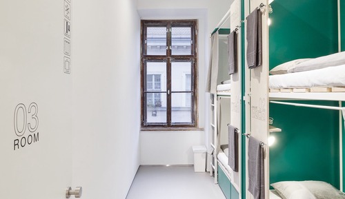 Standard 8-Bed Female Dorm - Private Bathroom