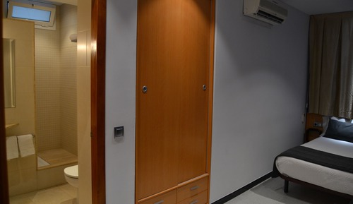 Double Room, 1 Double Bed