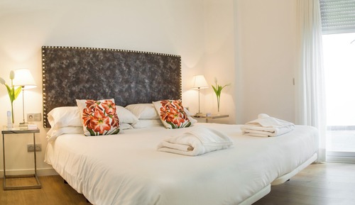 Premier Apartment