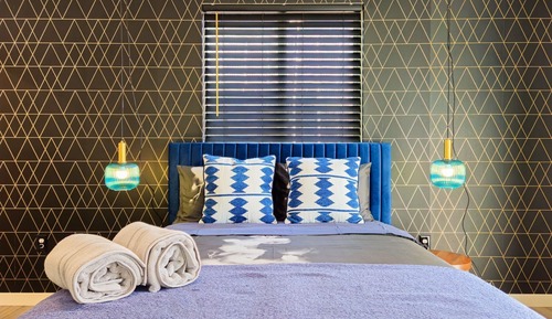 Deluxe Room, 1 Queen Bed, Balcony