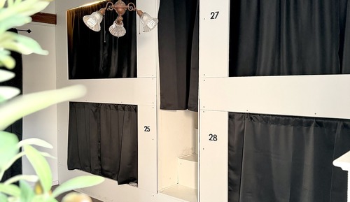 Shared Dormitory, Women only