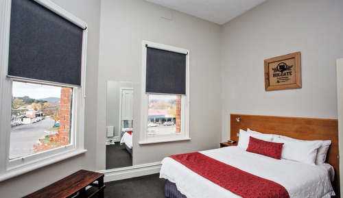 Room, Mountain View