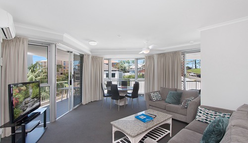 One Bedroom Apartment Partial Ocean View (Discounted rate due to nearby construction)
