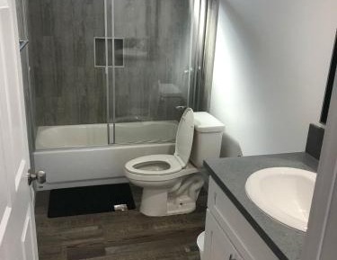8-Bed Mixed Dormitory Room