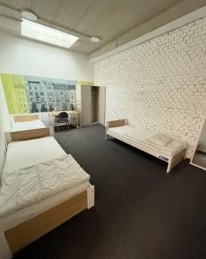 Single Bed in Mixed Dormitory Room