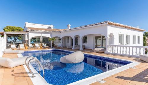 Deluxe Villa