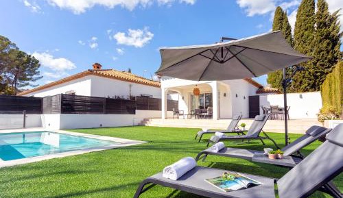 Villa with Private Pool